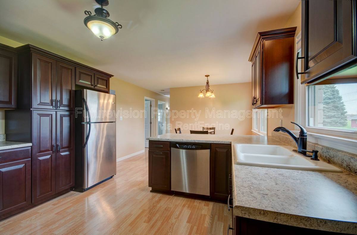 House for rent at 22451 S Carrie Ave, Channahon, IL 60410