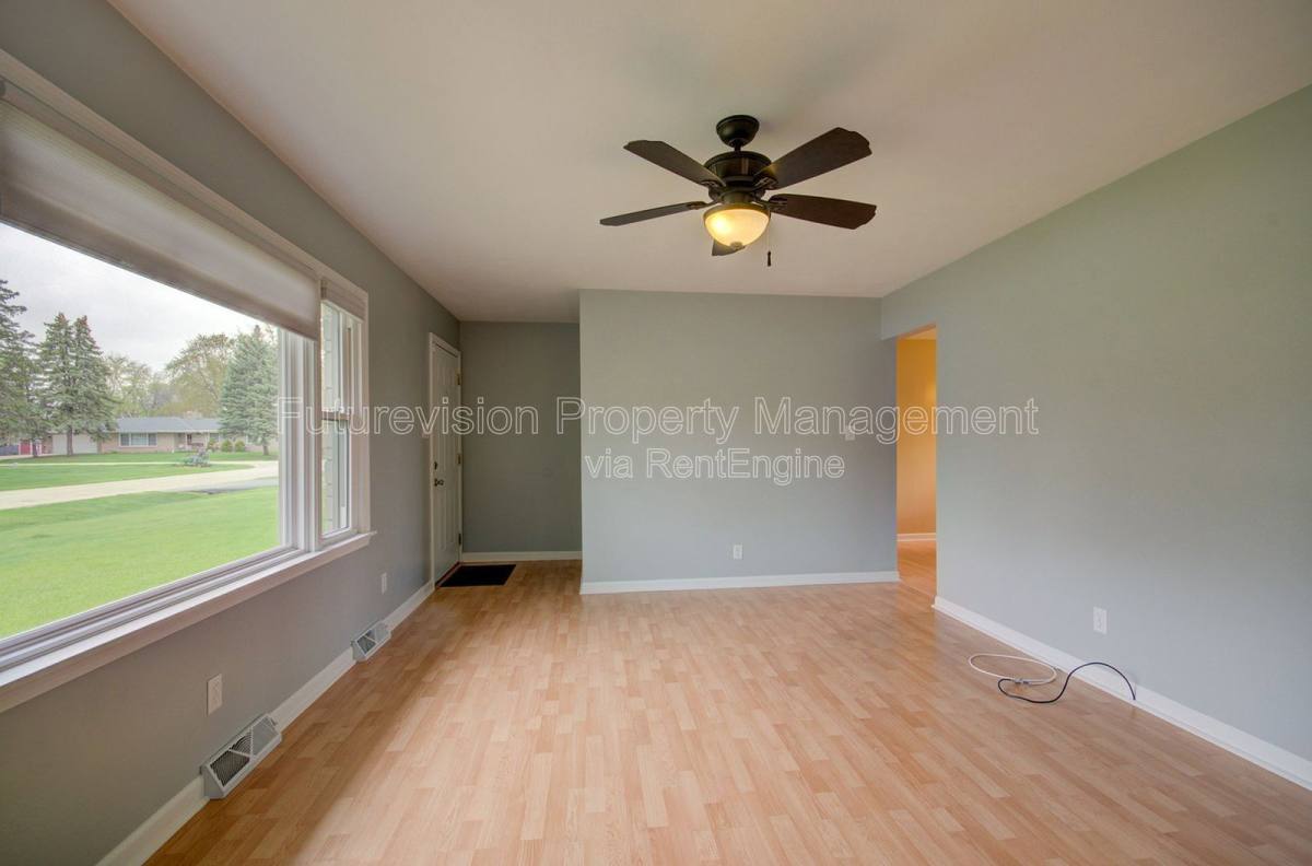House for rent at 22451 S Carrie Ave, Channahon, IL 60410