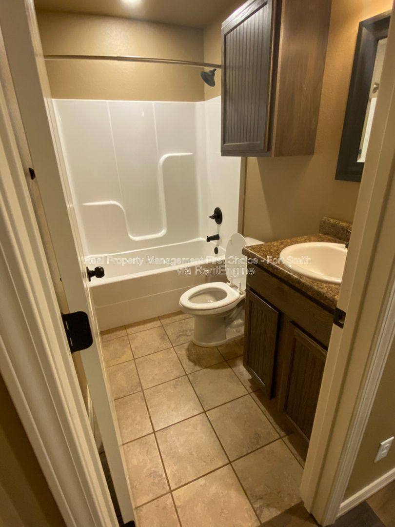 Apartment for rent at 4715 S 27th St #A, Fort Smith, AR 72901