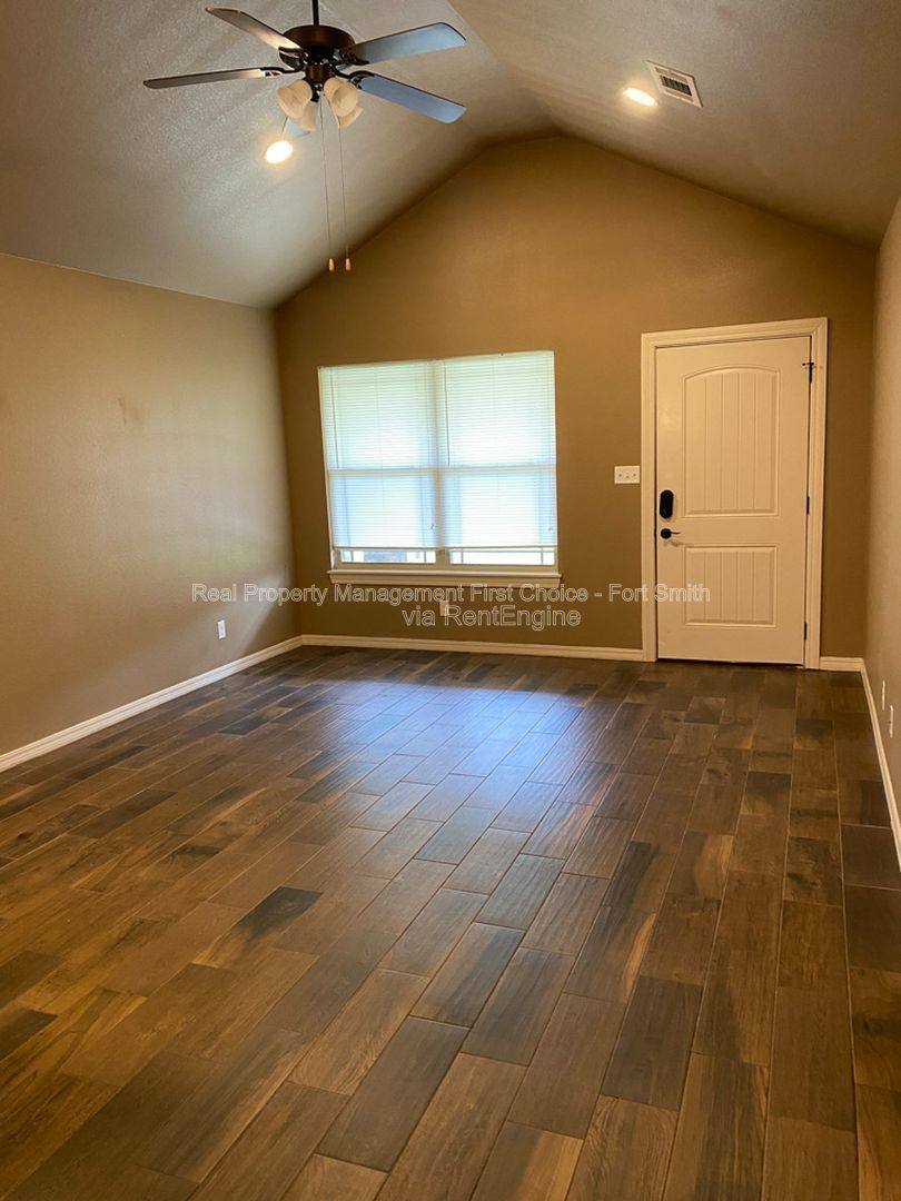 Apartment for rent at 4715 S 27th St #A, Fort Smith, AR 72901