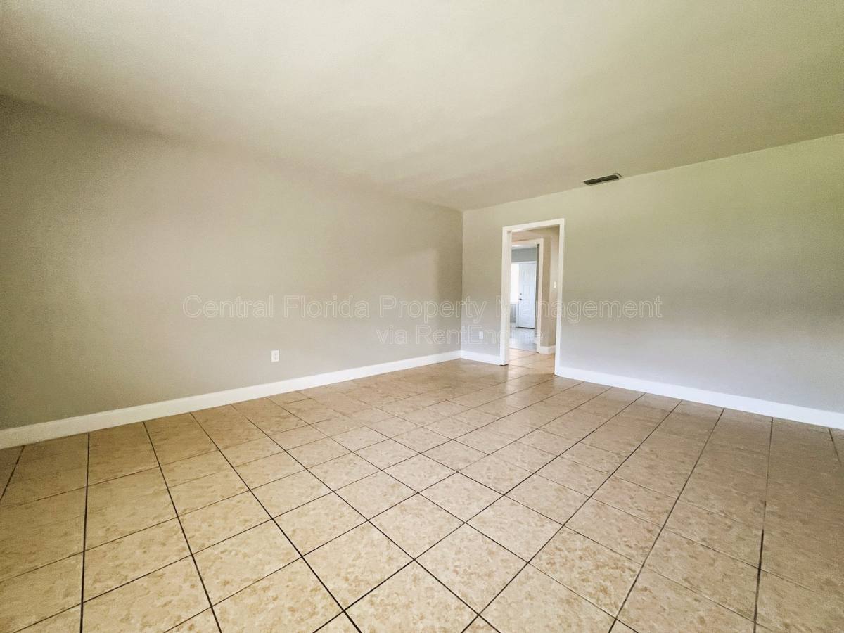 Apartment for rent at 1510 Altaloma Ave, Orlando, FL 32803