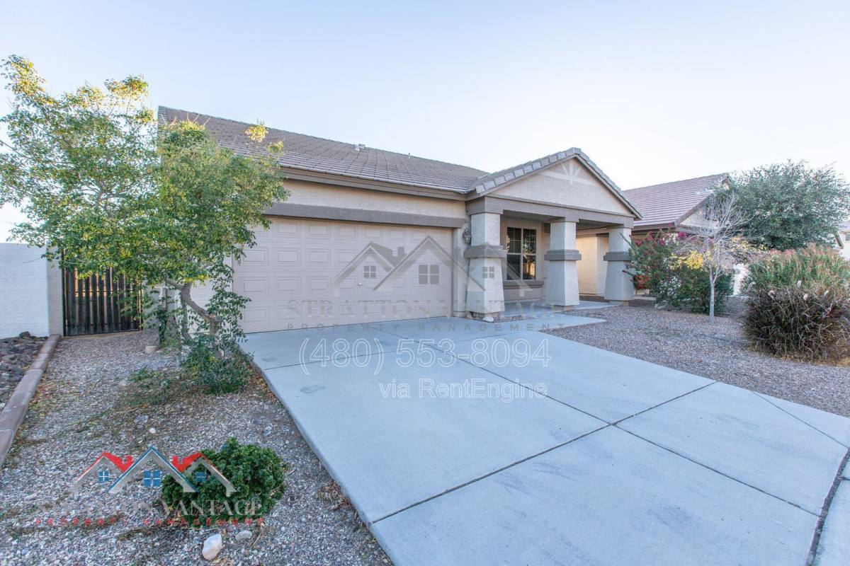 House for rent at 11751 W Daley Lane, Sun City, AZ 85373