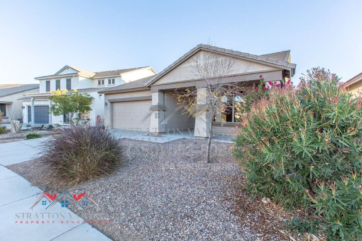 House for rent at 11751 W Daley Lane, Sun City, AZ 85373