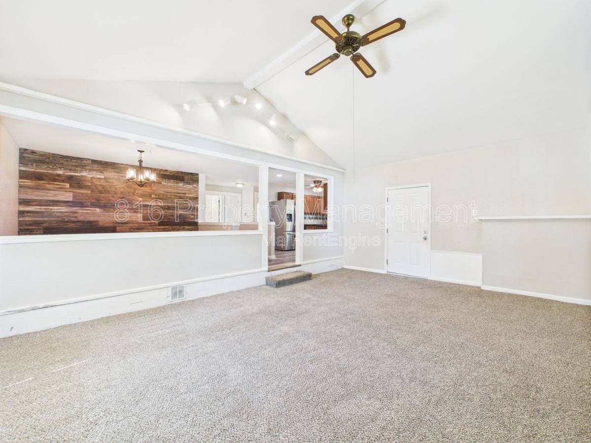 House for rent at 4321 N Lister Ave, Kansas City, MO 64117
