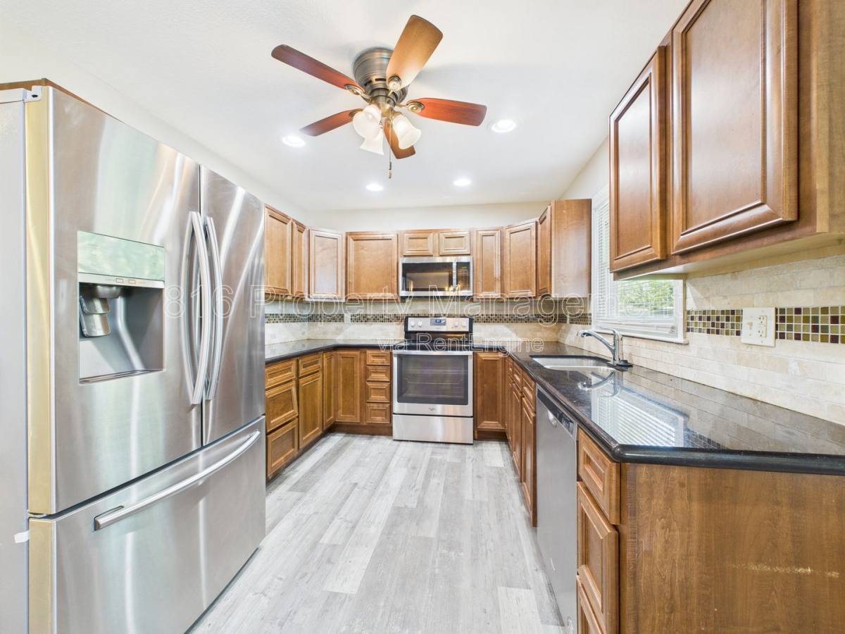 House for rent at 4321 N Lister Ave, Kansas City, MO 64117