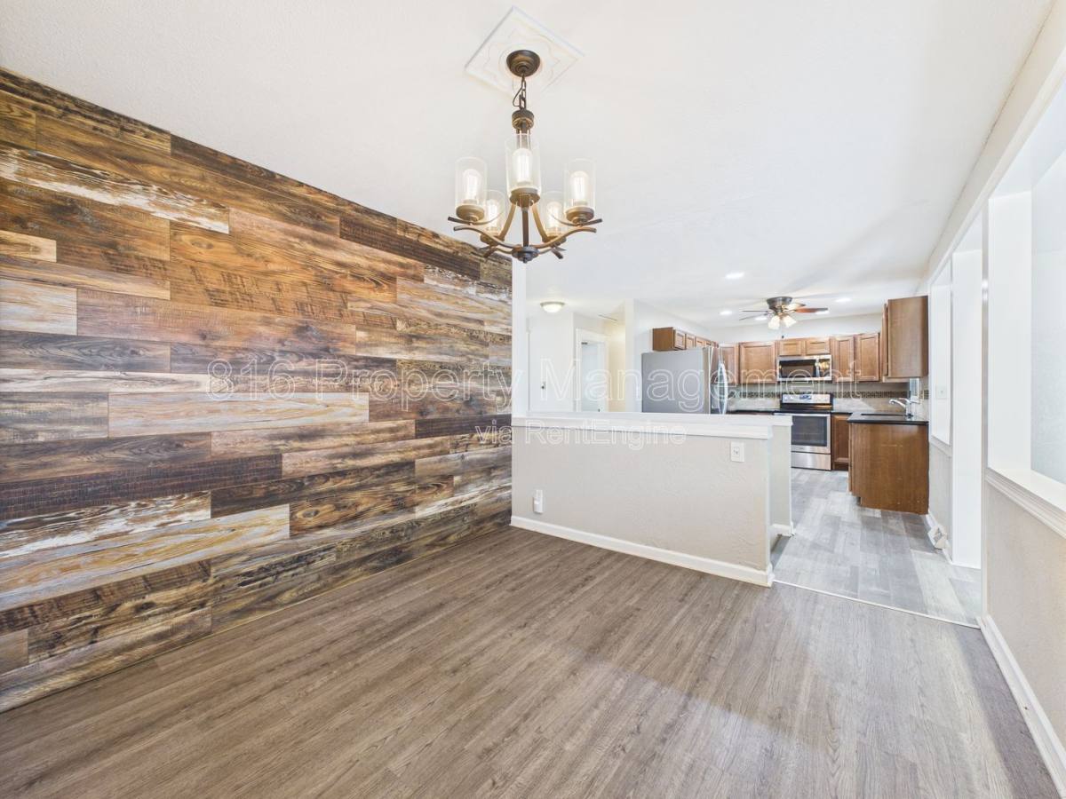 House for rent at 4321 N Lister Ave, Kansas City, MO 64117