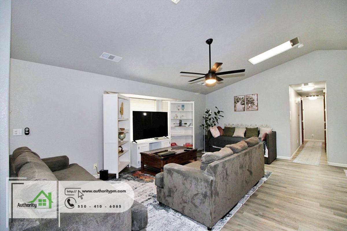 House for rent at 19263 Bjan Lane, Redding, CA 96003