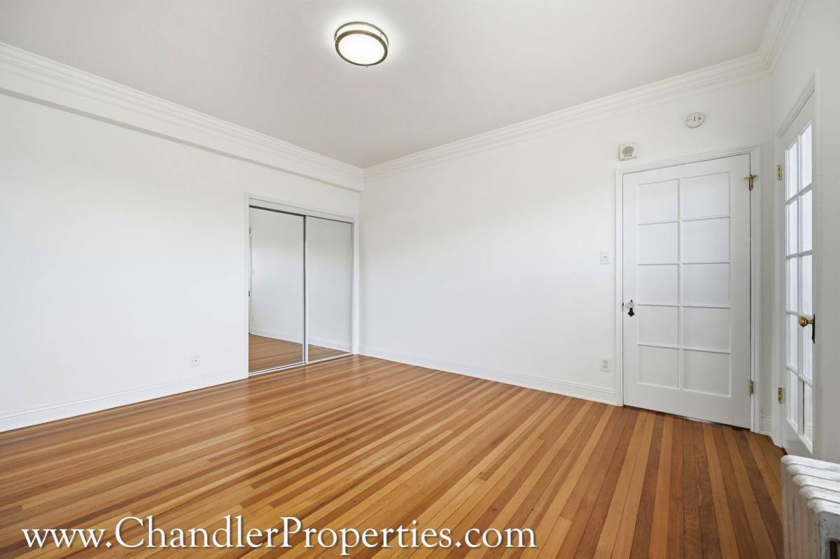 Apartment for rent at 625 Scott St, San Francisco, CA 94117