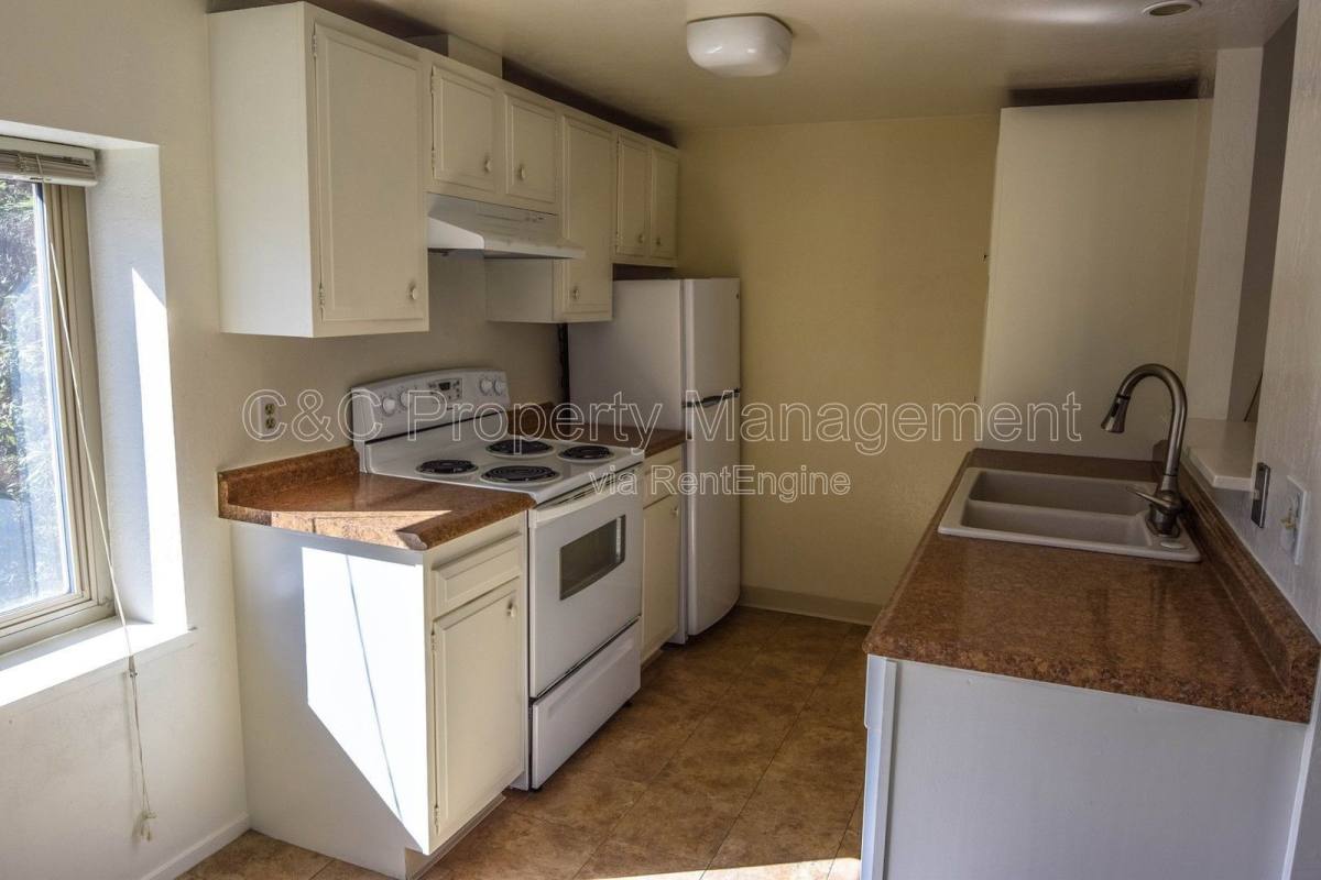 Apartment for rent at 868 Lighthouse Ave N, Pacific Grove, CA 93950