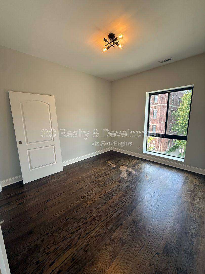 Condo for rent at 3437 S Morgan St #3W, Chicago, IL 60608