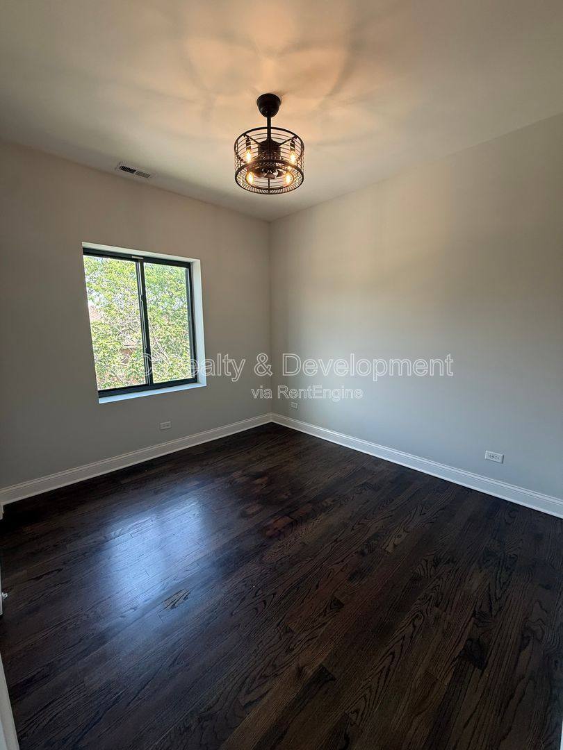 Condo for rent at 3437 S Morgan St #3W, Chicago, IL 60608