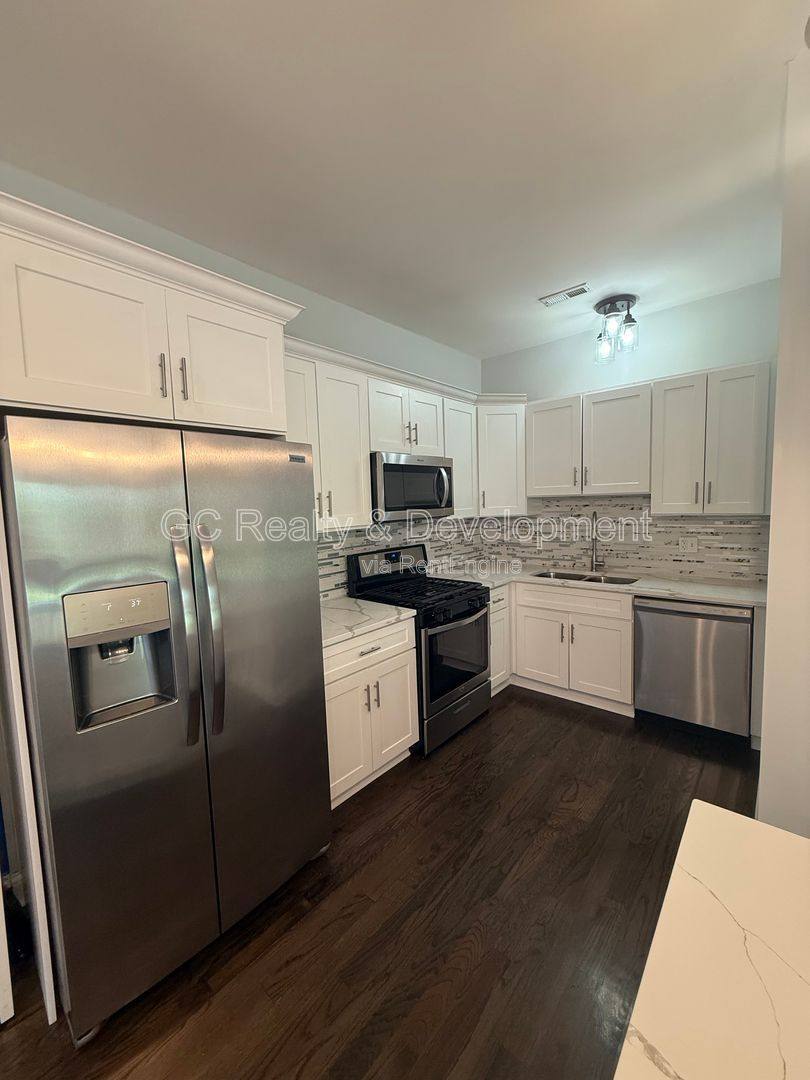Condo for rent at 3437 S Morgan St #3W, Chicago, IL 60608