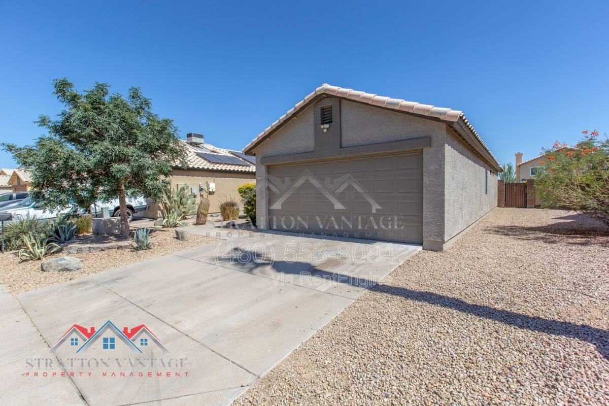 House for rent at 2105 E Donald Dr, Phoenix, AZ 85024