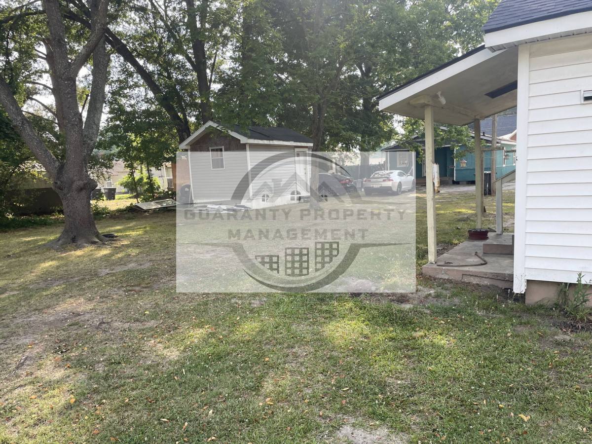 House for rent at 404 E Elizabeth St, Selma, NC 27576