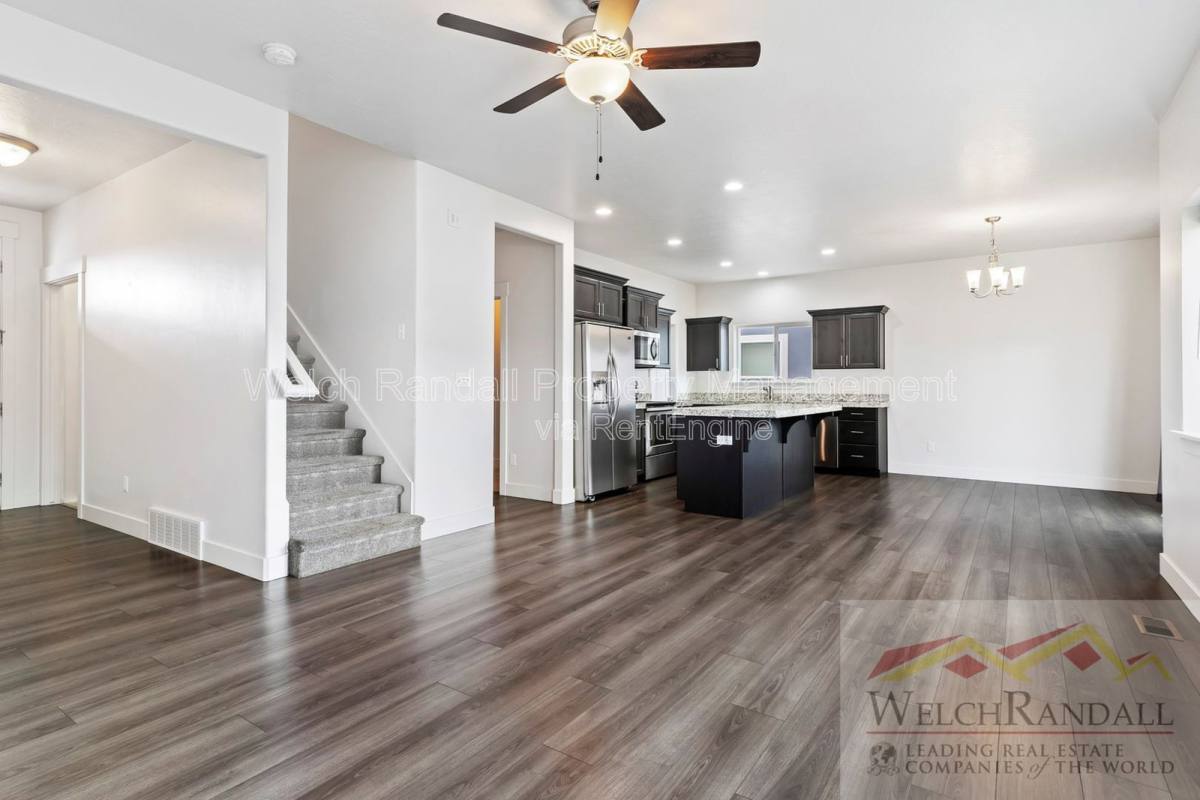 Apartment for rent at 433 N 100 W, Vineyard, UT 84059