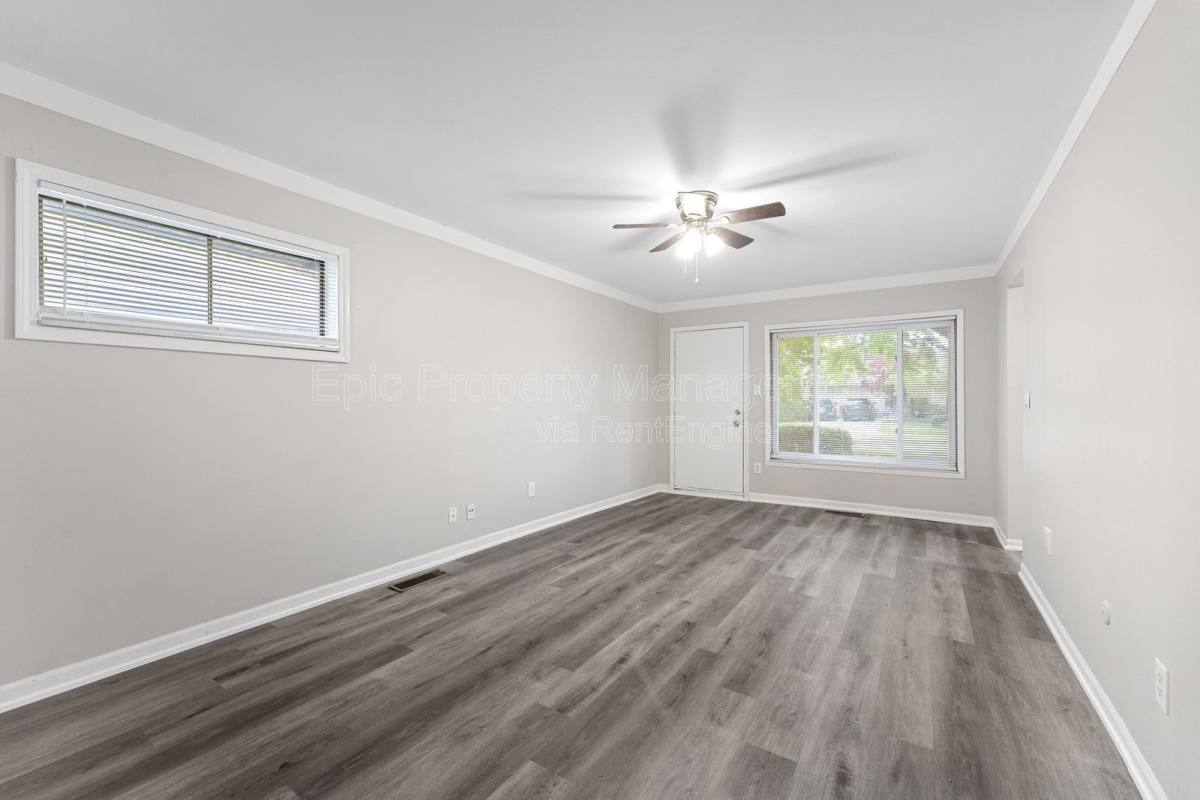 House for rent at 14069 Helen St, Southgate, MI 48195