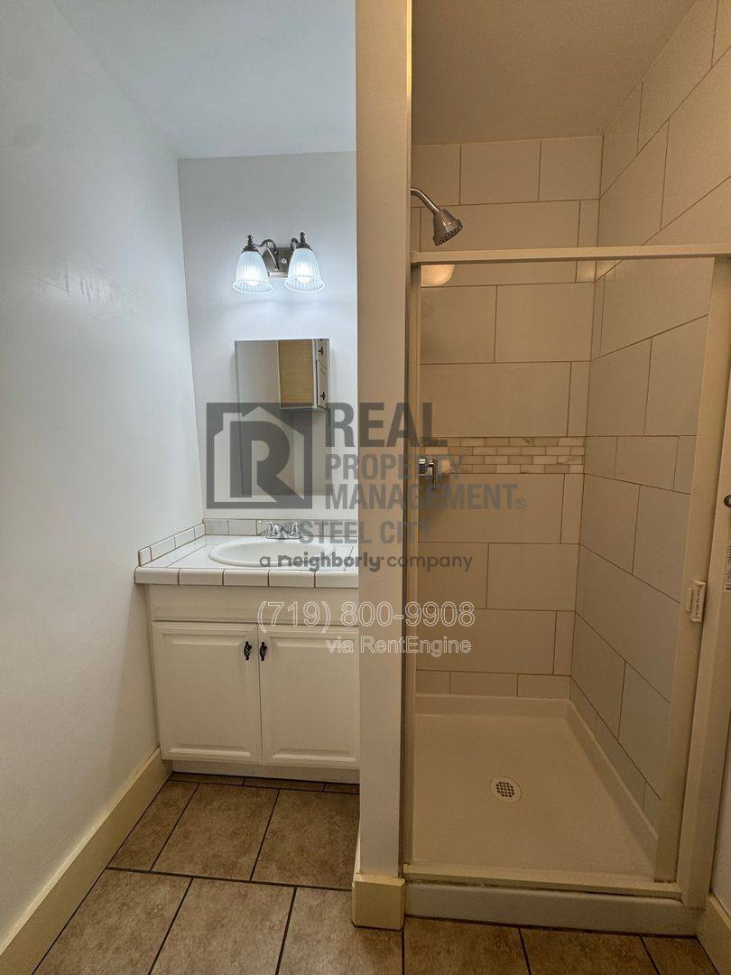 Apartment for rent at 902 W 11th St #6, Pueblo, CO 81003