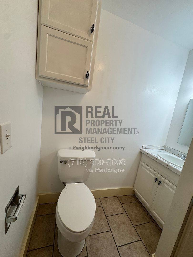 Apartment for rent at 902 W 11th St #6, Pueblo, CO 81003