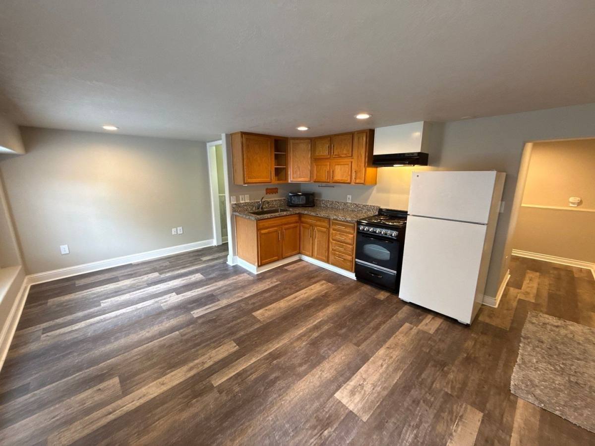 Apartment for rent at 696 Eisenhower Court NW #ADU, Salem, OR 97304