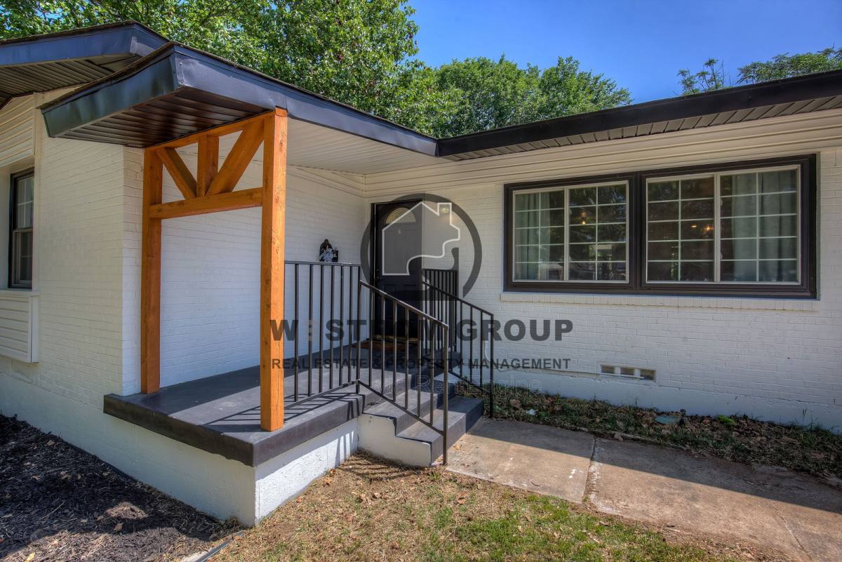 House for rent at 1308 Marshalldale Dr, Arlington, TX 76013