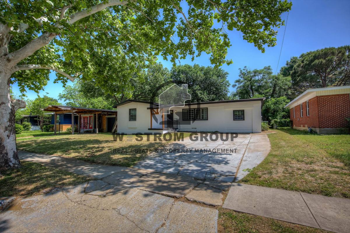 House for rent at 1308 Marshalldale Dr, Arlington, TX 76013