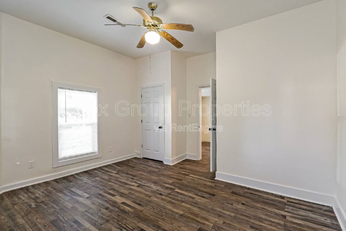 House for rent at 709 S Davis Ave, Newton, NC 28658