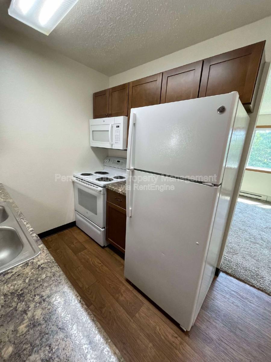 Apartment for rent at 1445 W Gateway Circle S #35, Fargo, ND 58103