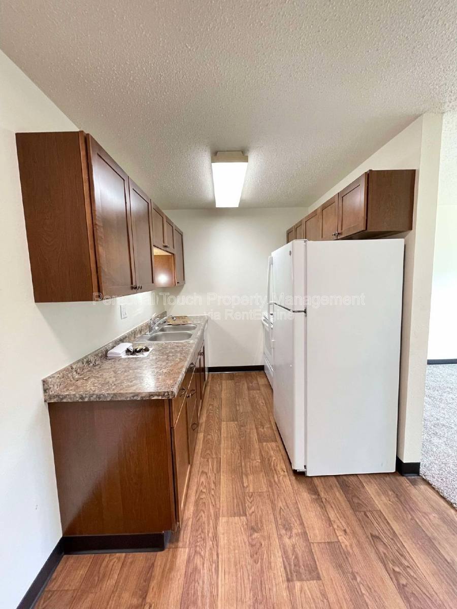 Apartment for rent at 1445 W Gateway Circle S #35, Fargo, ND 58103
