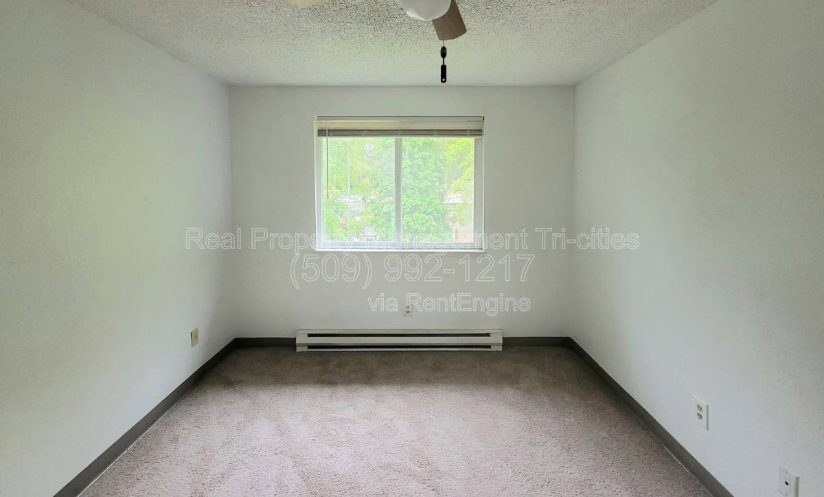 Apartment for rent at 2213 W 13th Ave #A, Kennewick, WA 99337