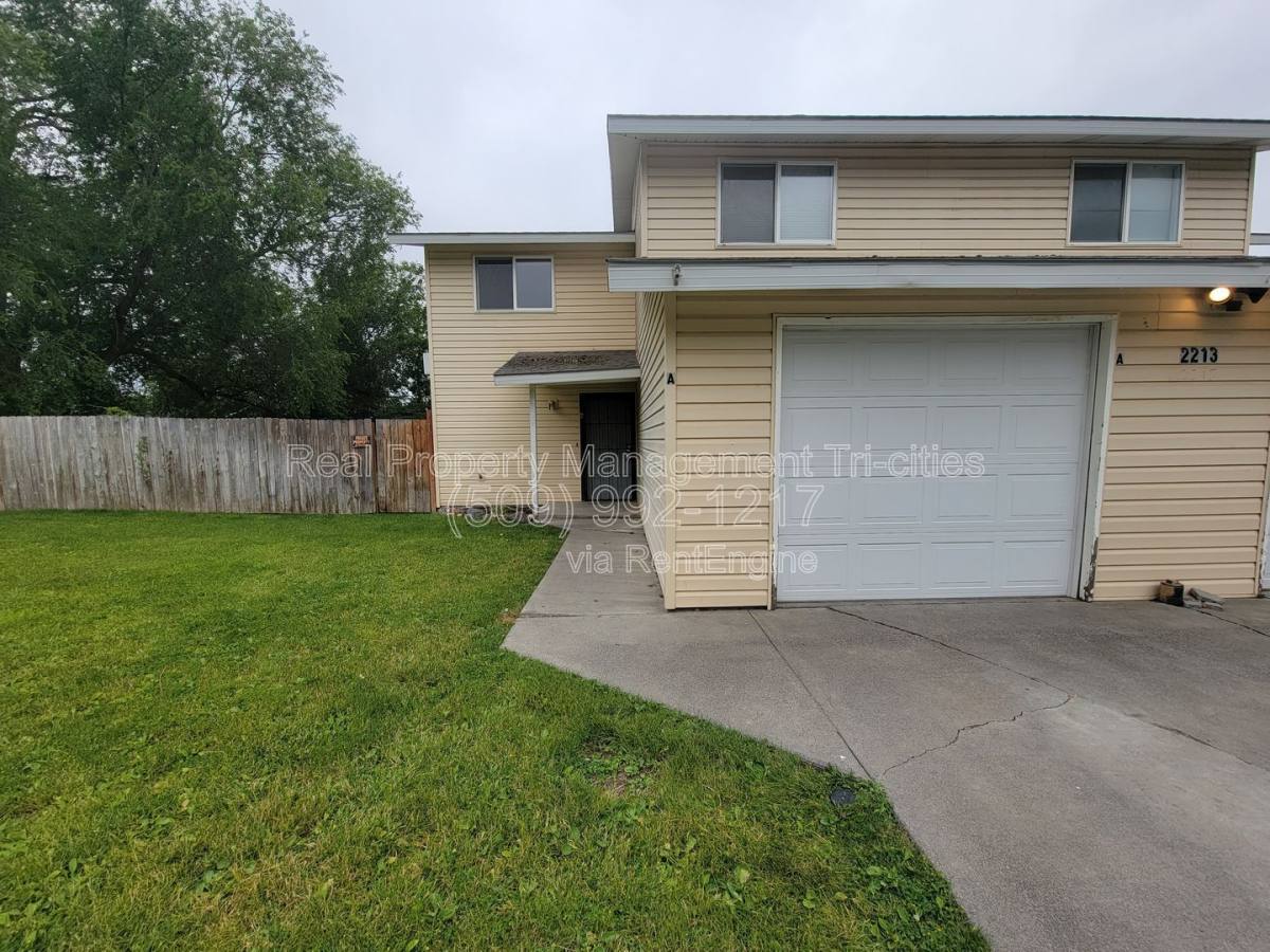 Apartment for rent at 2213 W 13th Ave #A, Kennewick, WA 99337