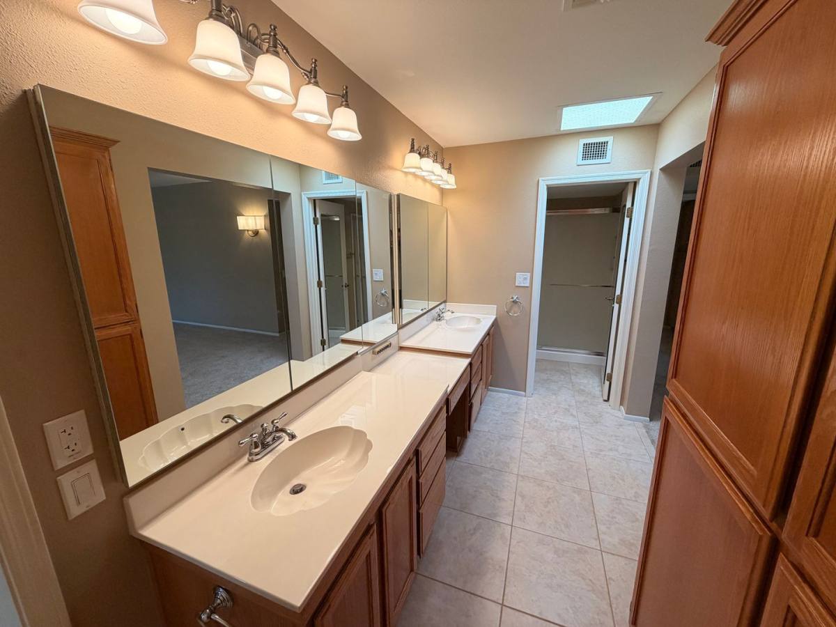House for rent at 14607 W Yosemite Dr, Sun City West, AZ 85375