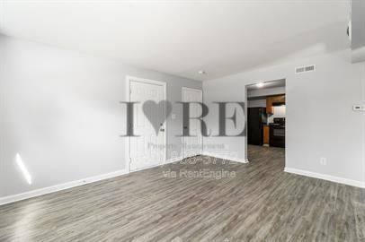 Apartment for rent at 264 Powell Circle #C, Columbus, OH 43204