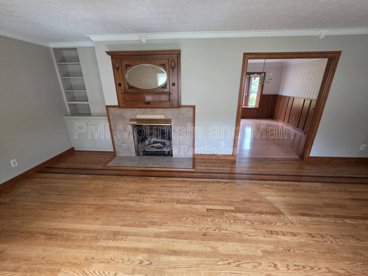 House for rent at 15 Ginell Circle, Asheville, NC 28804