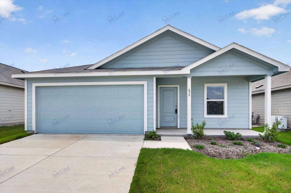 House for rent at 639 Montclair Ave, Princeton, TX 75407