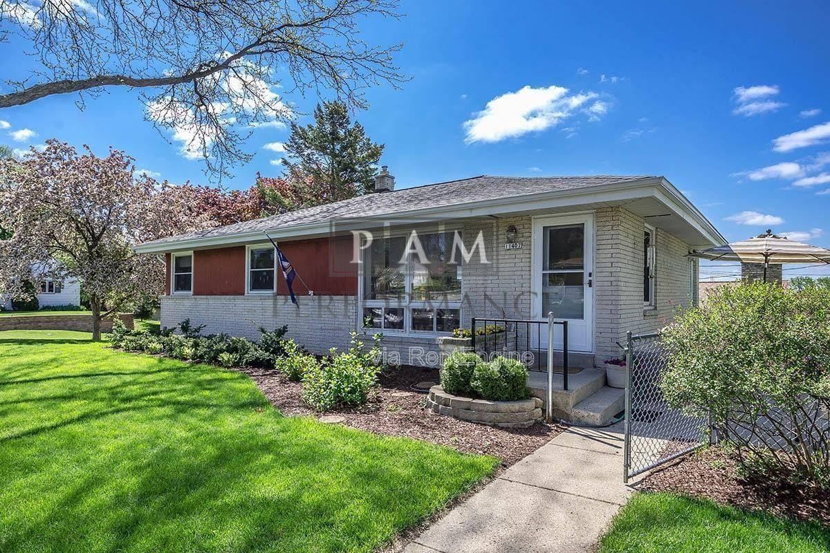 House for rent at 11407 W Mount Vernon Ave, Milwaukee, WI 53226