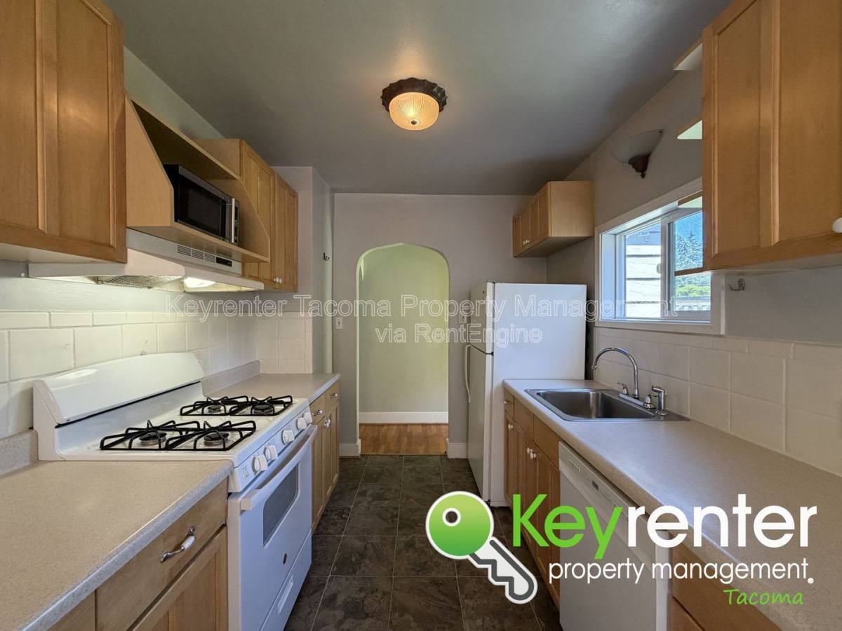 House for rent at 3201 N Mason Ave, Tacoma, WA 98407