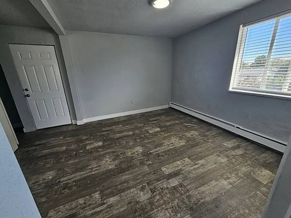 Apartment for rent at 1666 Clinton St, Aurora, CO 80010