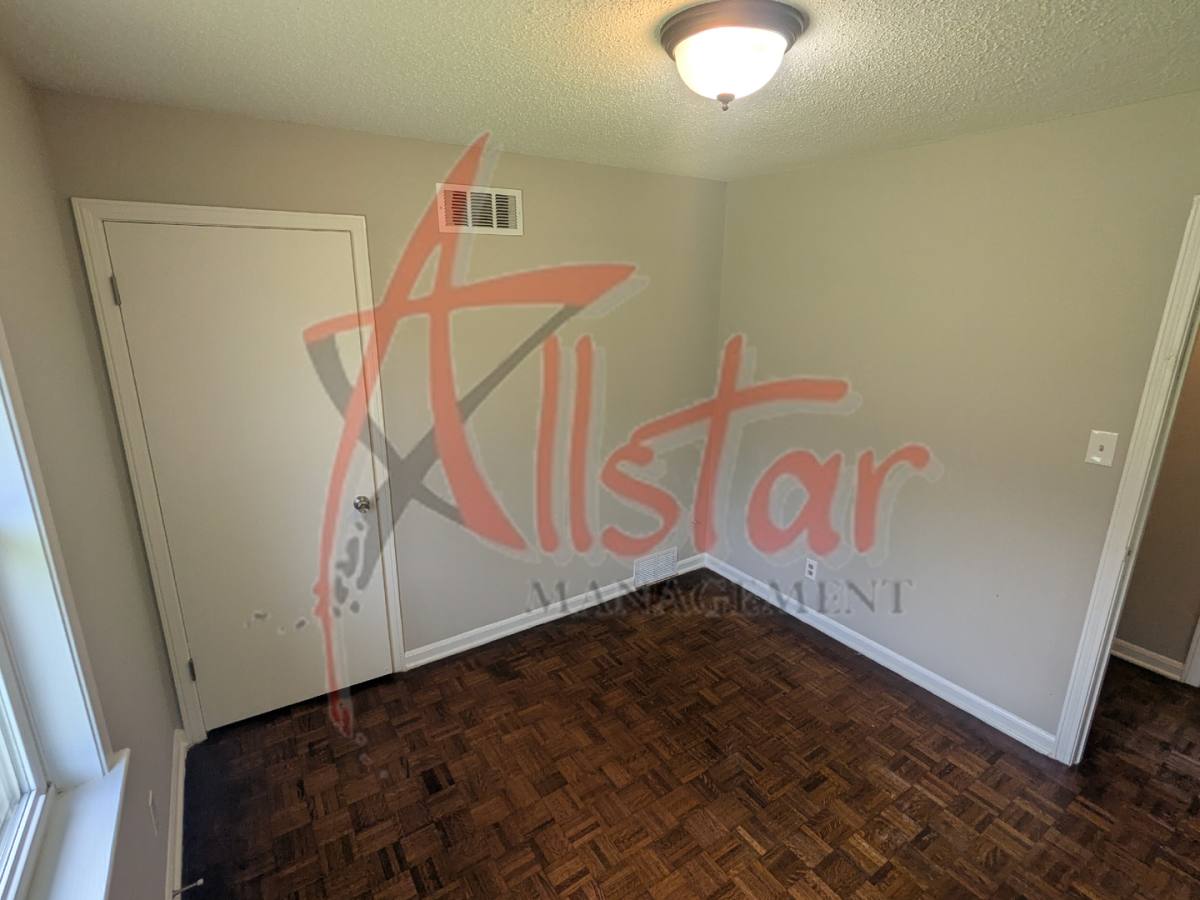 House for rent at 1319 Stateline Rd, Southaven, MS 38671