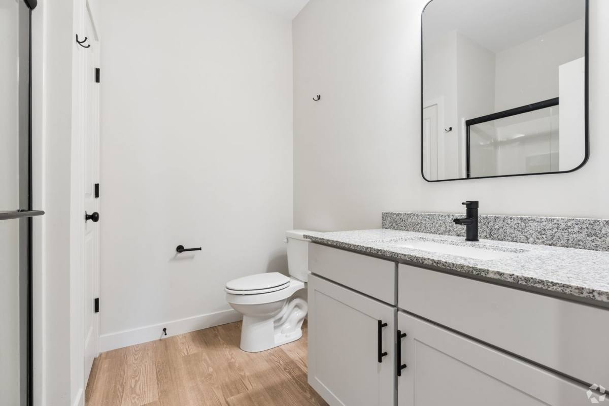 Apartment for rent at 1100 Armstrong Mill Rd, Lexington, KY 40517