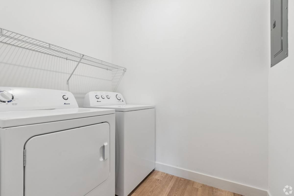 Apartment for rent at 1100 Armstrong Mill Rd, Lexington, KY 40517
