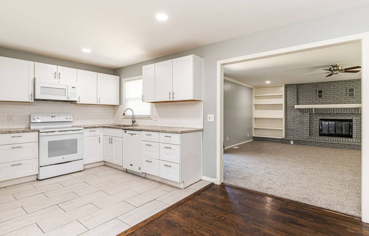 House for rent at 8216 Ruskin Way, Kansas City, MO 64134