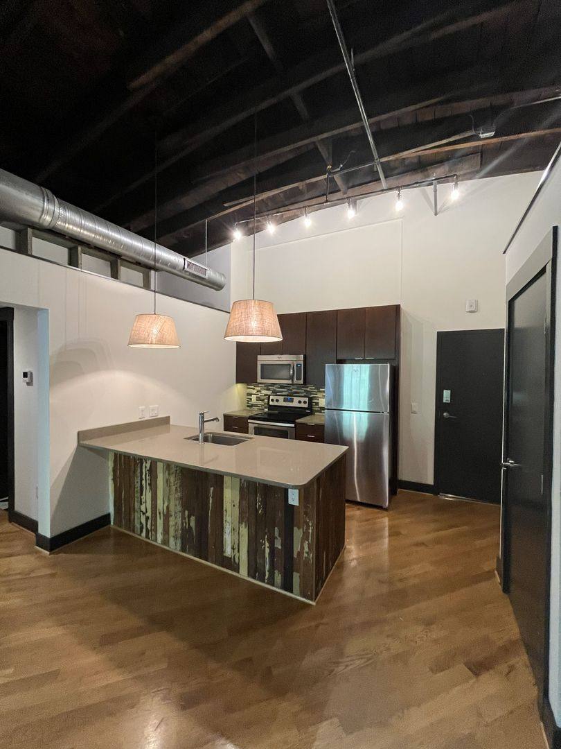 Apartment for rent at 320 12th St, Lynchburg, VA 24504
