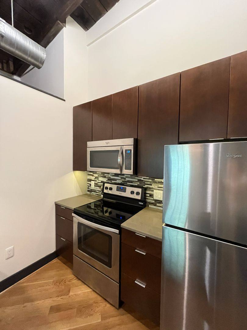 Apartment for rent at 320 12th St, Lynchburg, VA 24504