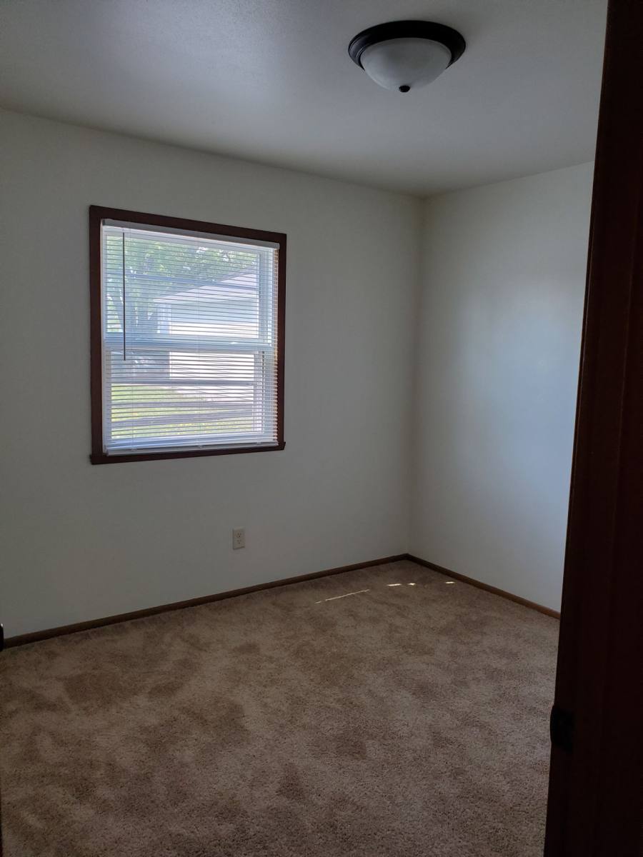 Apartment for rent at 342 Martin Ave, Fond Du Lac, WI 54935