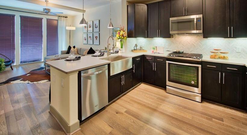 Apartment for rent at 1414 Texas Ave #606, Houston, TX 77002