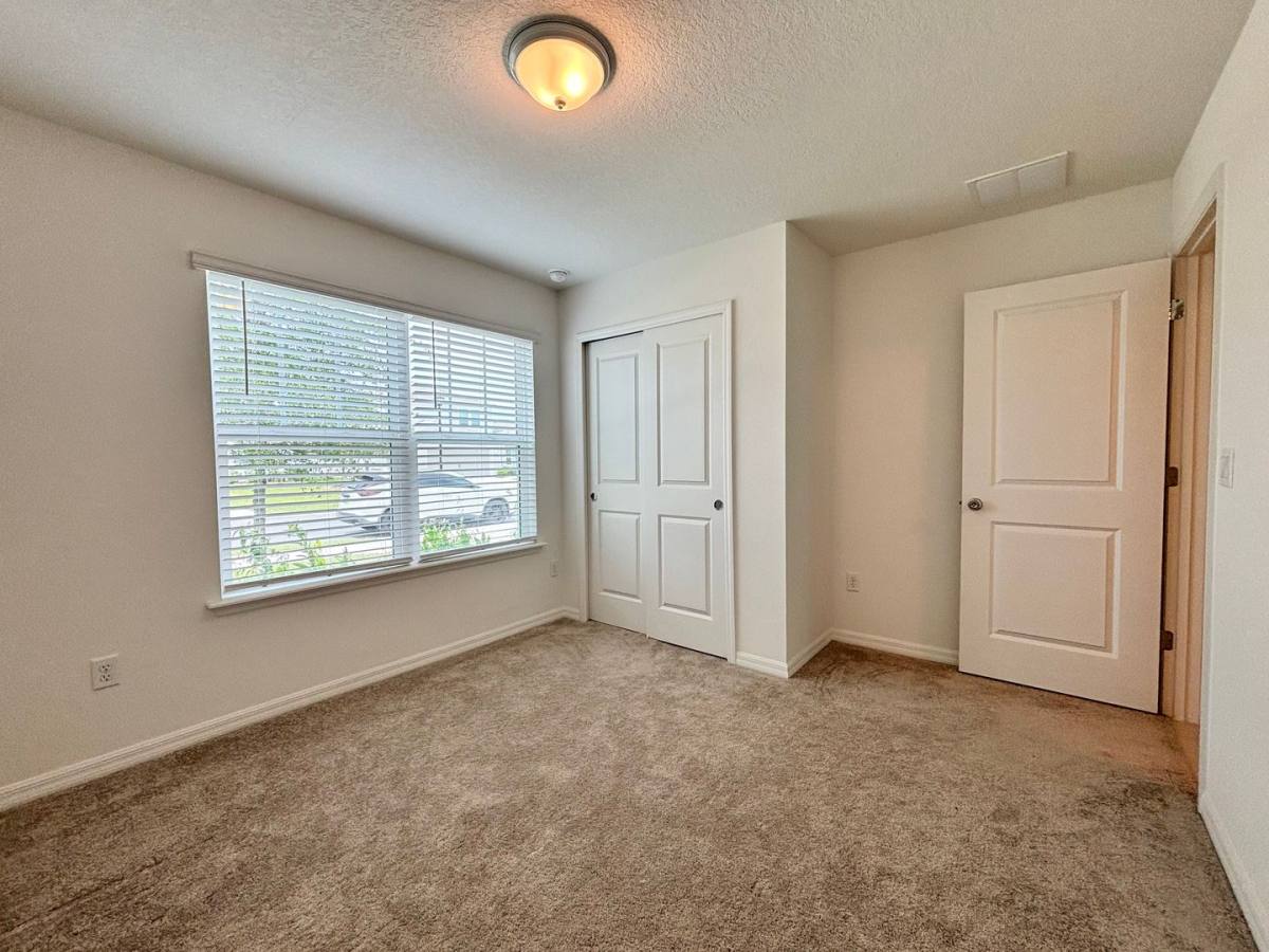 House for rent at 5597 Bullseye Circle, Jacksonville, FL 32244