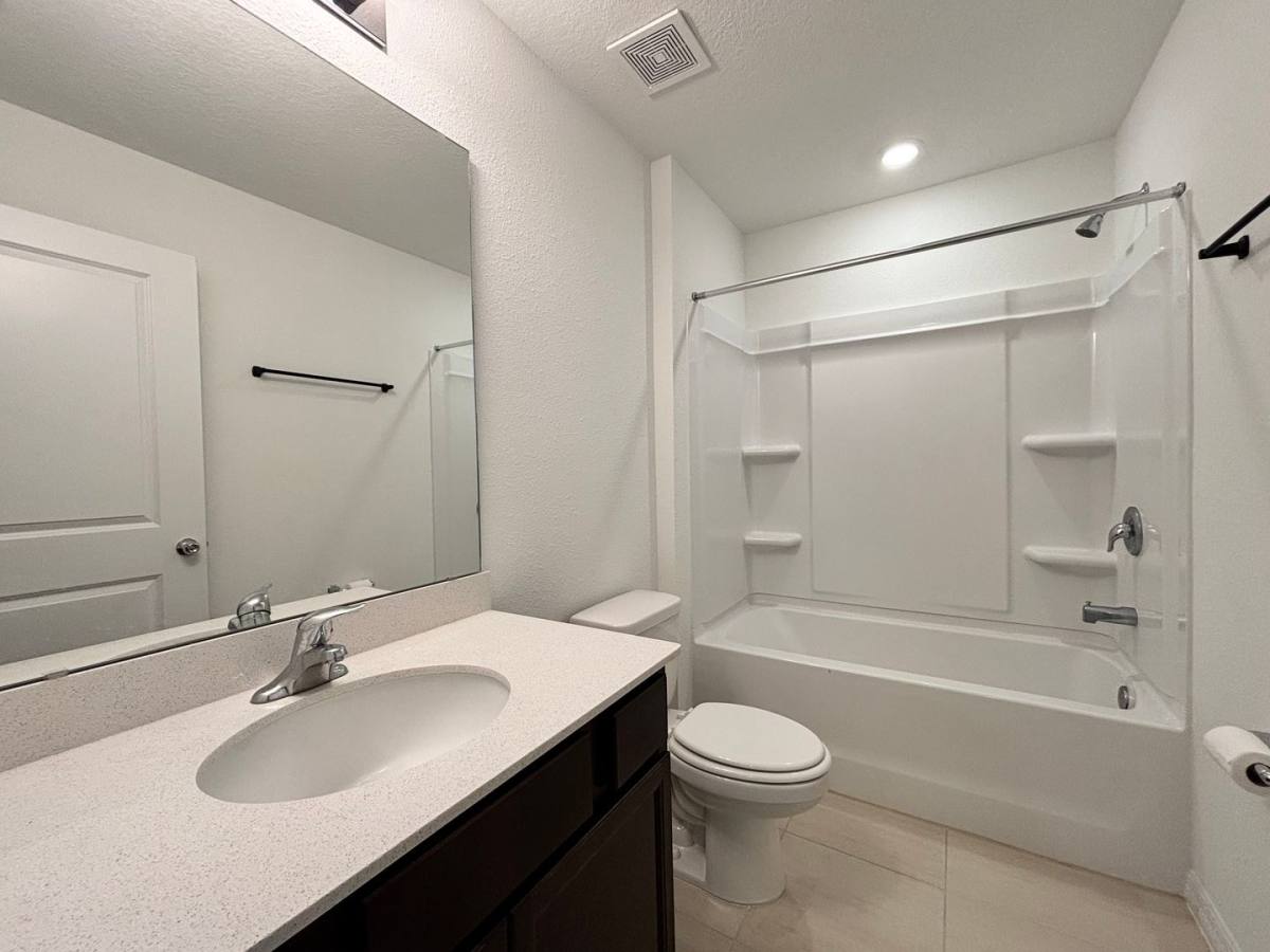 House for rent at 5597 Bullseye Circle, Jacksonville, FL 32244