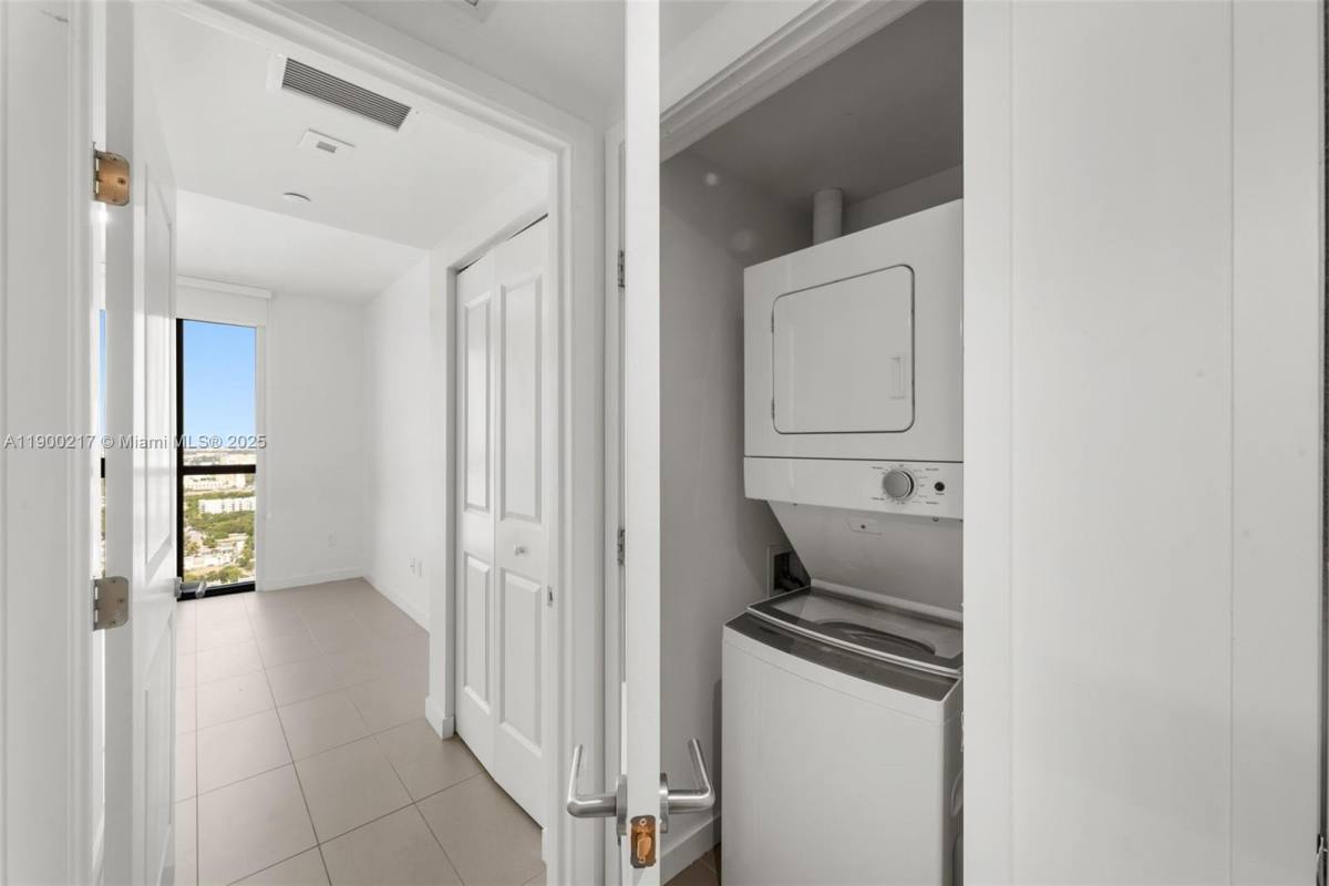 Apartment for rent at 1600 NE 1st Ave #1100, Miami, FL 33132