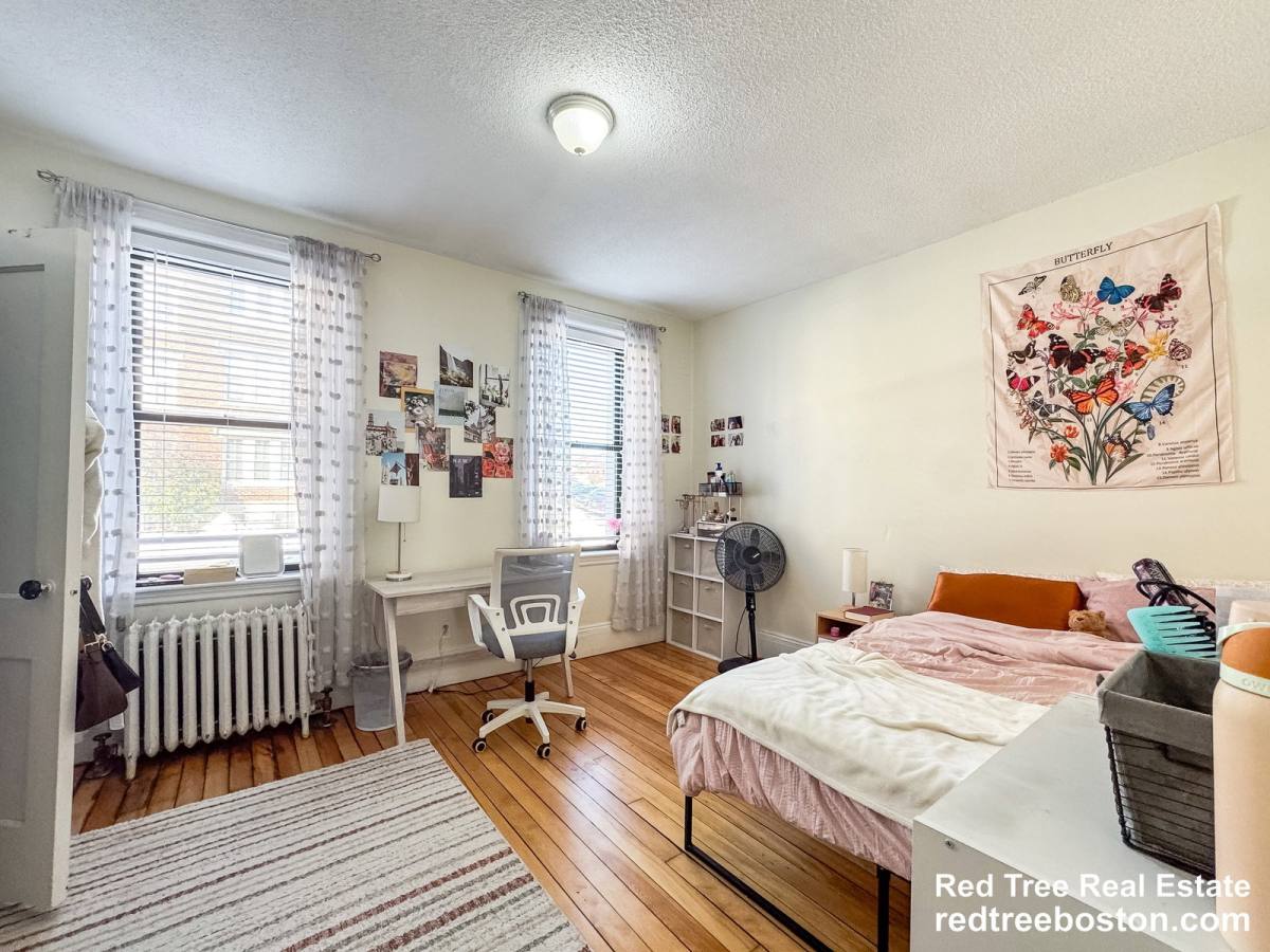 Apartment for rent at 12 Glenville Ave #1, Allston, MA 02134