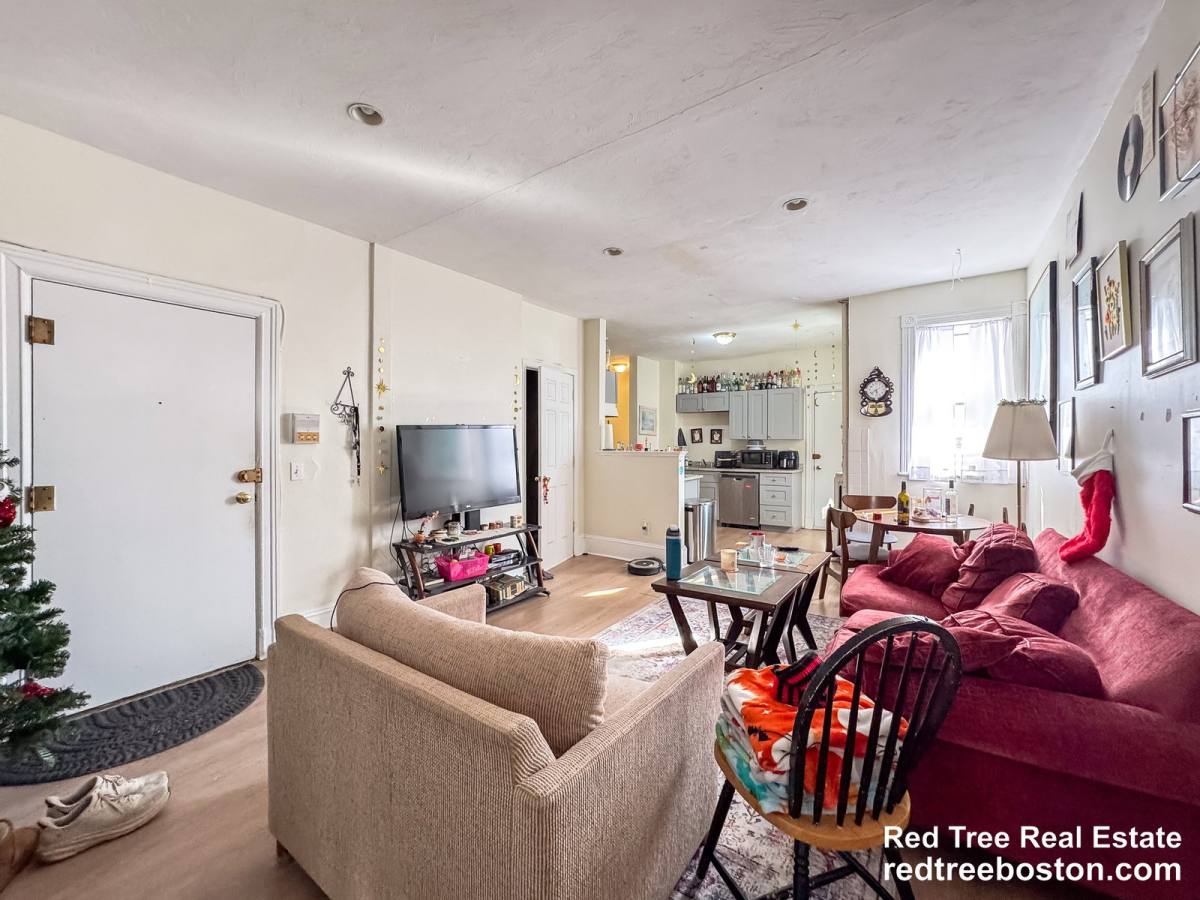 Apartment for rent at 12 Glenville Ave #1, Allston, MA 02134